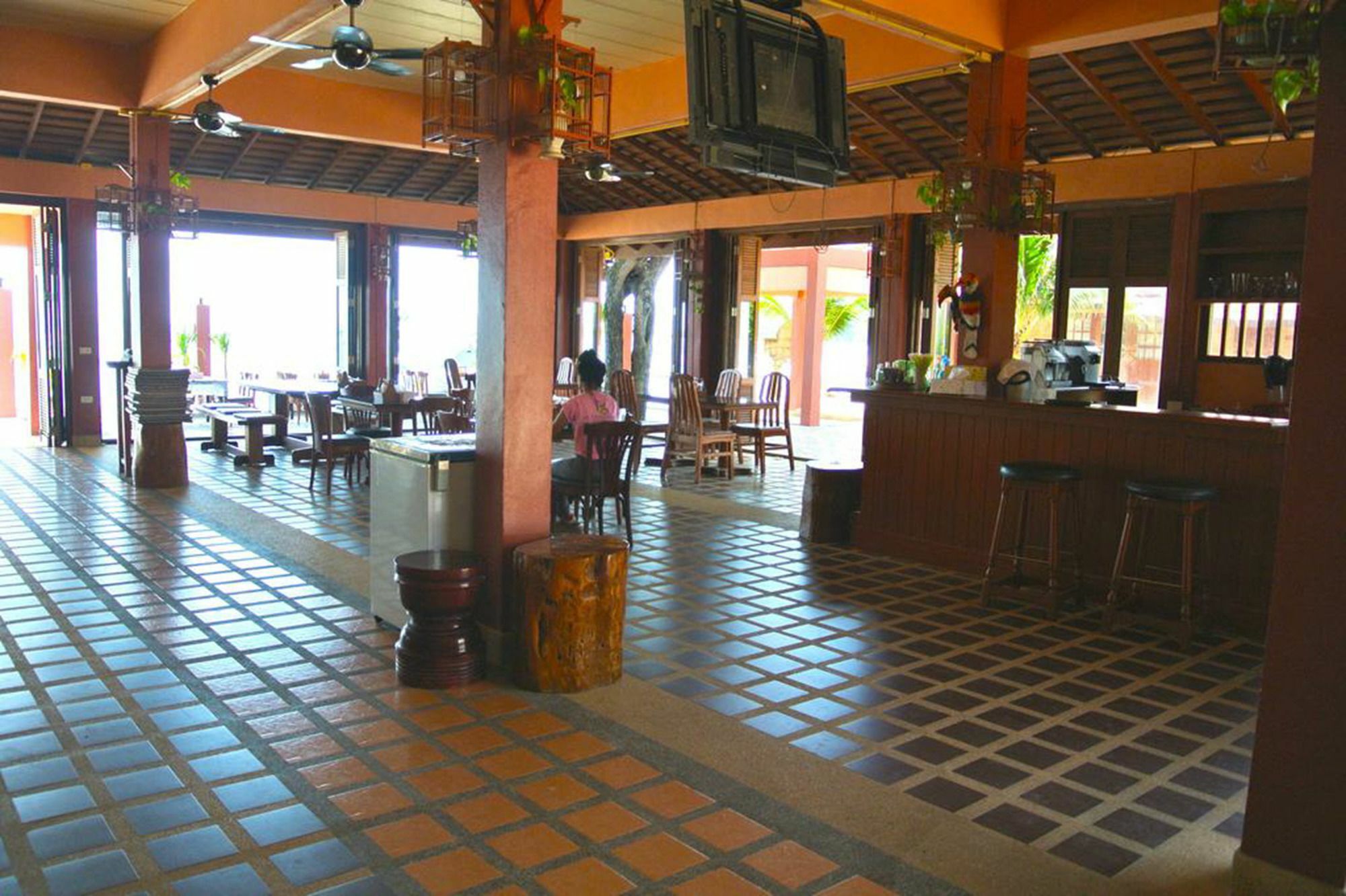 Locanda Ps Thana Choeng Mon