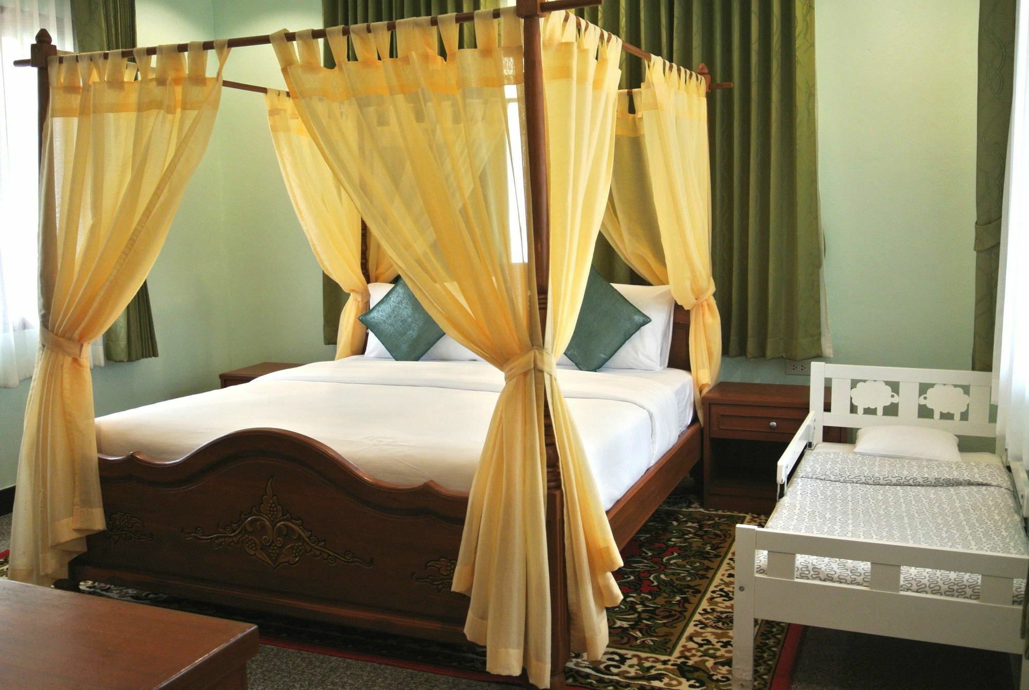 Ps Thana Locanda 3*